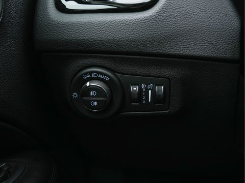 Jeep Compass 1.3T Night-Eagle Aut. *LEATHER-MICROFIBRE | NAVI-FULLMAP | KEYLESS | CAMERA | HEATED-SEATS | COMFORT-SEATS | DAB+ | ECC | LANE-ASSIST | PDC | CRUISE | 19''ALU*
