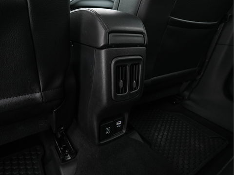 Jeep Compass 1.3T Night-Eagle Aut. *LEATHER-MICROFIBRE | NAVI-FULLMAP | KEYLESS | CAMERA | HEATED-SEATS | COMFORT-SEATS | DAB+ | ECC | LANE-ASSIST | PDC | CRUISE | 19''ALU*