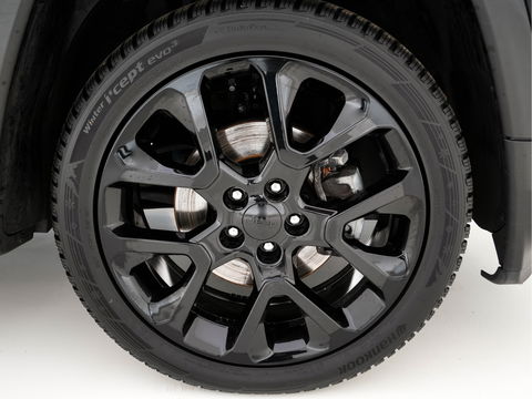 Jeep Compass 1.3T Night-Eagle Aut. *LEATHER-MICROFIBRE | NAVI-FULLMAP | KEYLESS | CAMERA | HEATED-SEATS | COMFORT-SEATS | DAB+ | ECC | LANE-ASSIST | PDC | CRUISE | 19''ALU*