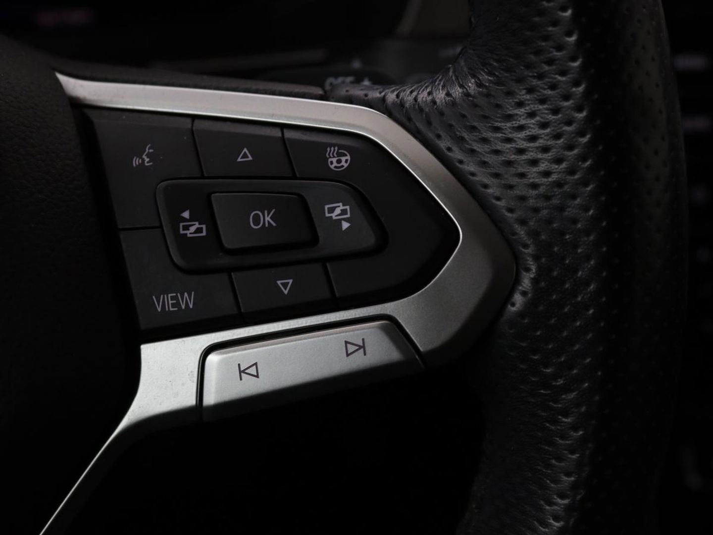 Volkswagen Passat 1.4 TSI PHEV GTE | Trekhaak | Stoelverwarming | Massage | Adaptive cruise | Carplay | Camera | Navigatie | Matrix LED | Virtual Cockpit