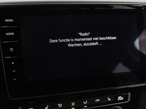 Volkswagen Passat 1.4 TSI PHEV GTE | Trekhaak | Stoelverwarming | Massage | Adaptive cruise | Carplay | Camera | Navigatie | Matrix LED | Virtual Cockpit