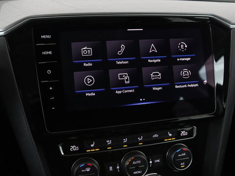 Volkswagen Passat 1.4 TSI PHEV GTE | Trekhaak | Stoelverwarming | Massage | Adaptive cruise | Carplay | Camera | Navigatie | Matrix LED | Virtual Cockpit