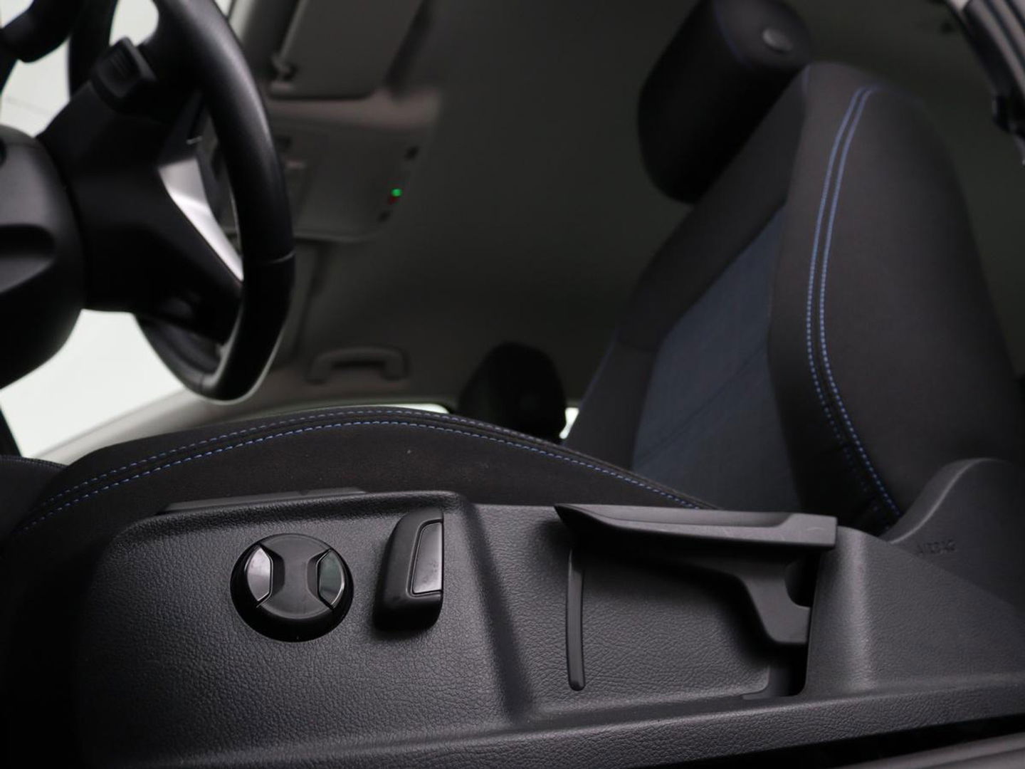 Volkswagen Passat 1.4 TSI PHEV GTE | Trekhaak | Stoelverwarming | Massage | Adaptive cruise | Carplay | Camera | Navigatie | Matrix LED | Virtual Cockpit