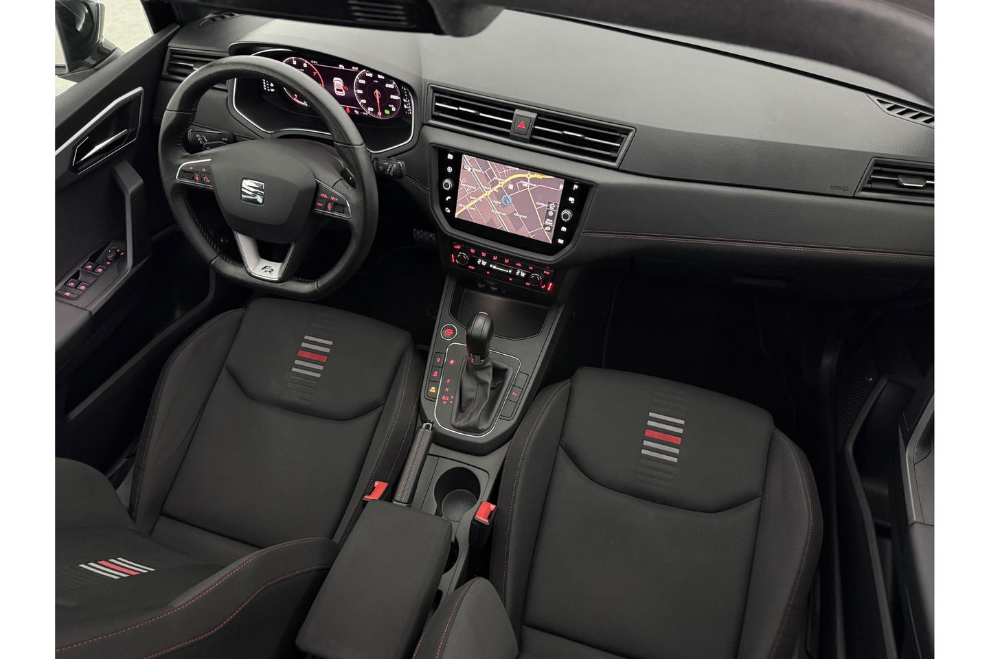 SEAT Ibiza 1.0 TSI FR 116PK Pano Virtual LED Sfeer Beats Audio Camera Carplay Clima Cruise Navi 18"LMV PDC