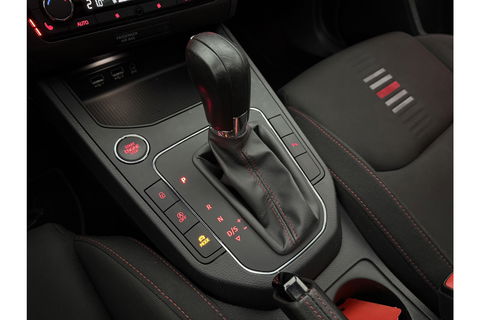 SEAT Ibiza 1.0 TSI FR 116PK Pano Virtual LED Sfeer Beats Audio Camera Carplay Clima Cruise Navi 18"LMV PDC