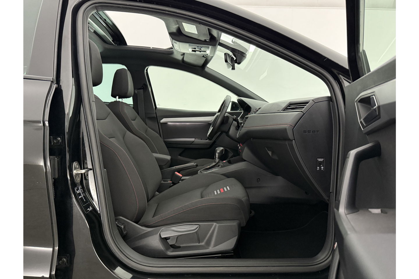SEAT Ibiza 1.0 TSI FR 116PK Pano Virtual LED Sfeer Beats Audio Camera Carplay Clima Cruise Navi 18"LMV PDC