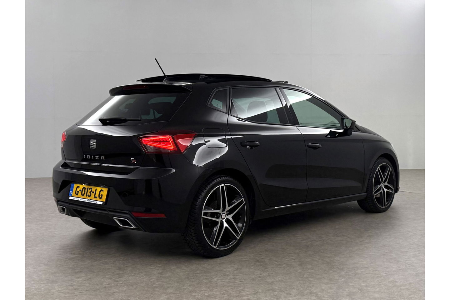 SEAT Ibiza 1.0 TSI FR 116PK Pano Virtual LED Sfeer Beats Audio Camera Carplay Clima Cruise Navi 18"LMV PDC