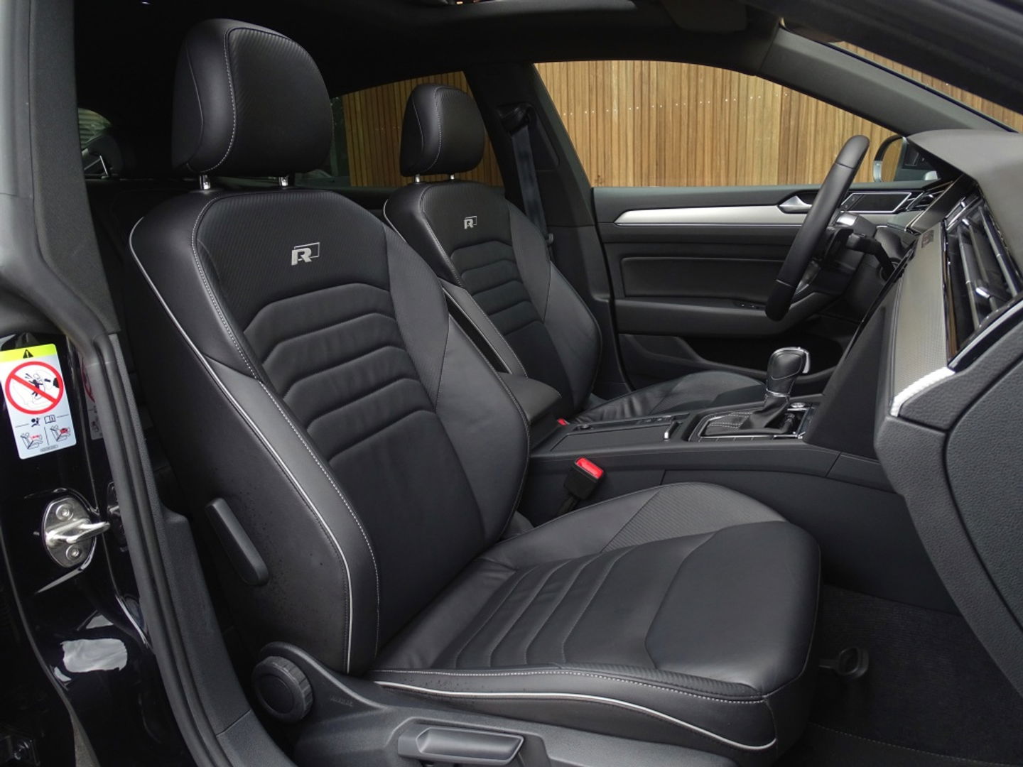Volkswagen Arteon 2.0 TSI 191PK DSG / R-Line / 360° / ACC / LED