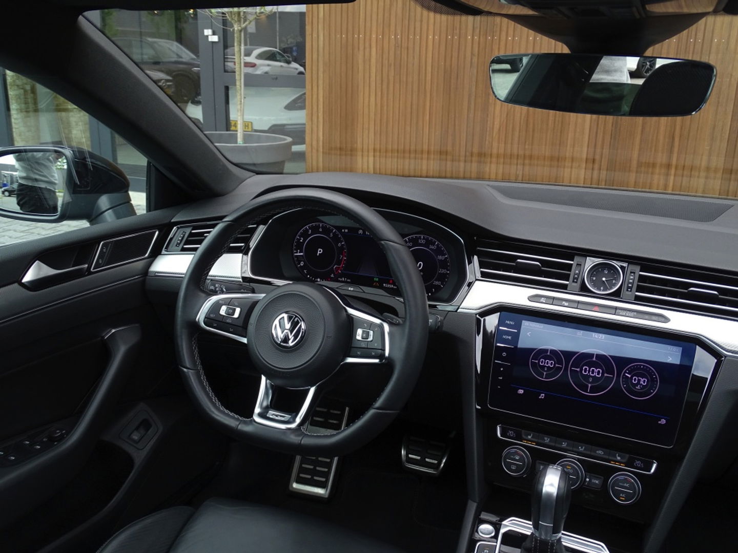 Volkswagen Arteon 2.0 TSI 191PK DSG / R-Line / 360° / ACC / LED