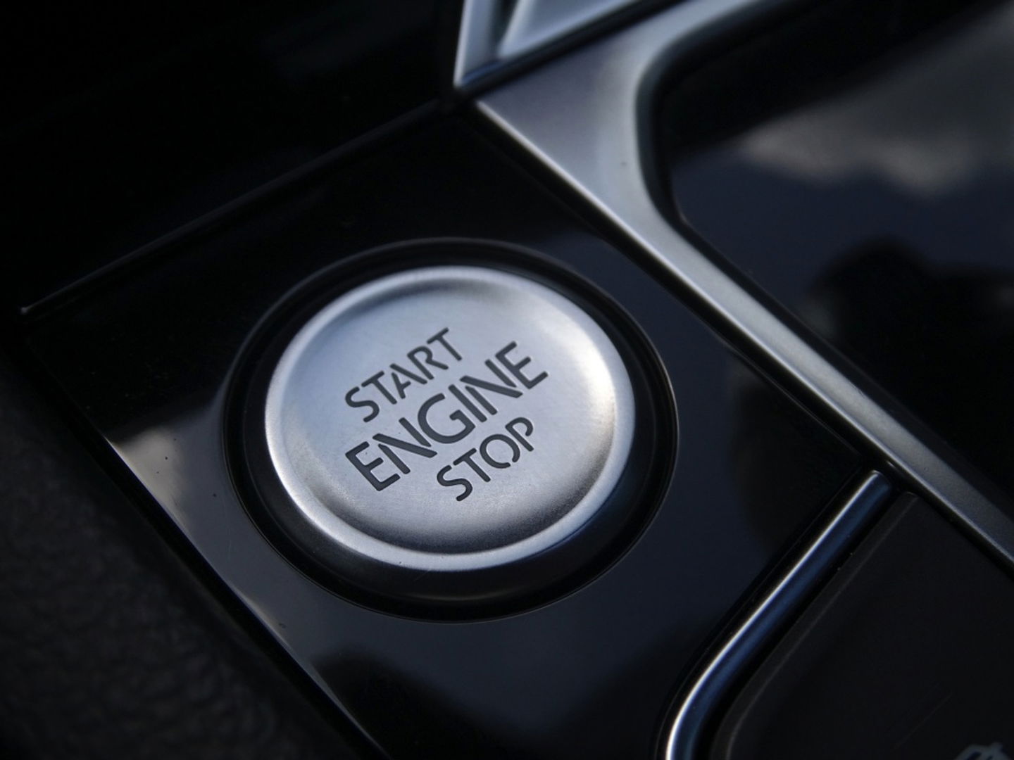 Volkswagen Arteon 2.0 TSI 191PK DSG / R-Line / 360° / ACC / LED