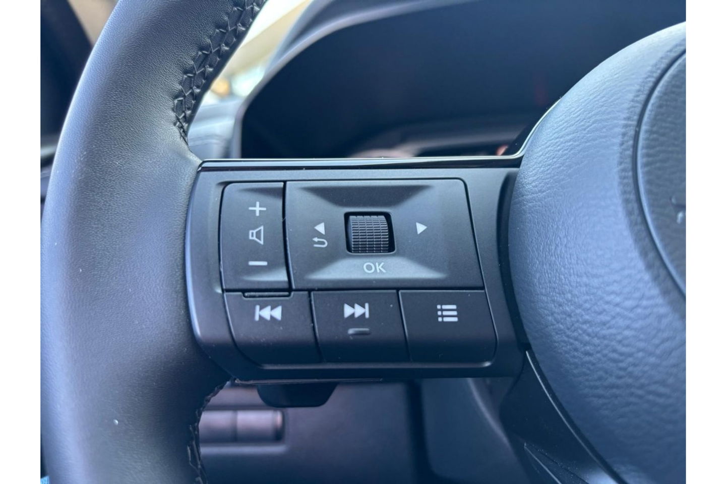 Nissan QASHQAI 1.3 MHEV X ACENTA CARPLAY PDC-CAMERA WINTERPACK.