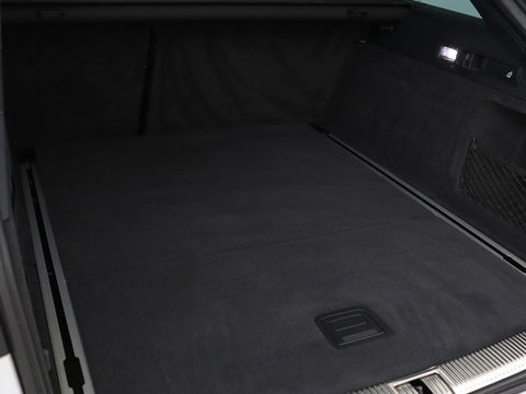 Audi A6 2.0 TFSI quattro S line | Stoelverwarming | Trekhaak | Leder/Alcantara | Camera | Navigatie | Achterbankverwarming | 20'' lichtmetalen velgen | Xenon | Parkeerhulp | Bluetooth
