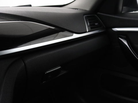 BMW 4 Serie Gran Coupé 420i Sport Line | Stoelverwarming | Full LED | Sportstoelen | Bluetooth | Climate control | Parkeerhulp | Cruise control