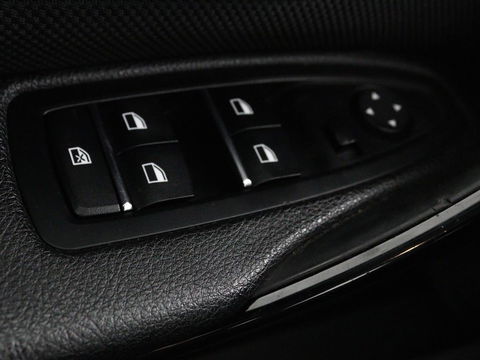 BMW 4 Serie Gran Coupé 420i Sport Line | Stoelverwarming | Full LED | Sportstoelen | Bluetooth | Climate control | Parkeerhulp | Cruise control
