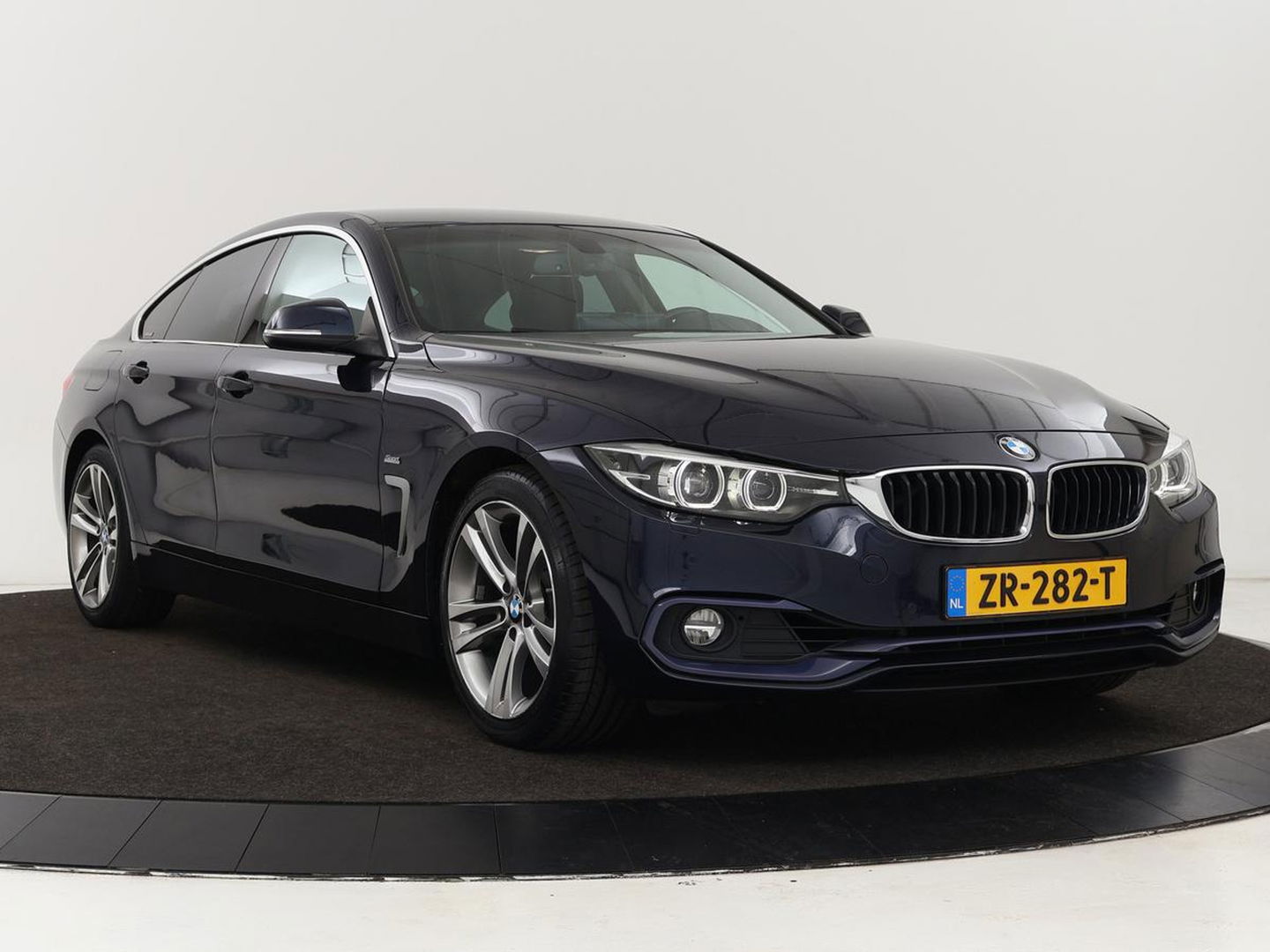BMW 4 Serie Gran Coupé 420i Sport Line | Stoelverwarming | Full LED | Sportstoelen | Bluetooth | Climate control | Parkeerhulp | Cruise control