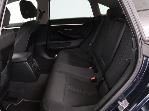BMW 4 Serie Gran Coupé 420i Sport Line | Stoelverwarming | Full LED | Sportstoelen | Bluetooth | Climate control | Parkeerhulp | Cruise control