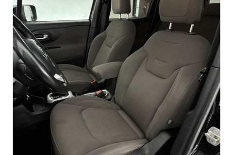 Jeep Renegade 1.4 MultiAir 141PK Airco Cruise Navigatie PDC 17"LMV Stoel/Stuurverwarming