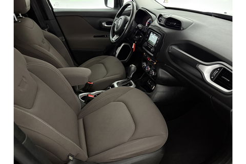 Jeep Renegade 1.4 MultiAir 141PK Airco Cruise Navigatie PDC 17"LMV Stoel/Stuurverwarming