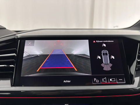 Audi Q4 e-tron 40 S edition 77 kWh S-Line-Sportpack [ 3-Fase ] (INCL-BTW) *HEAT-PUMP | LEATHER-FABRIC | MATRIX-LED | ADAPTIVE-CRUISE | AMBIENT-LIGHT | DIGI-COCKPIT | AUDI-SOUND | DAB+ | KEYLESS | SHIFT-PADDLES | CAMERA | HEATED-SPORTSEATS | 20''ALU*