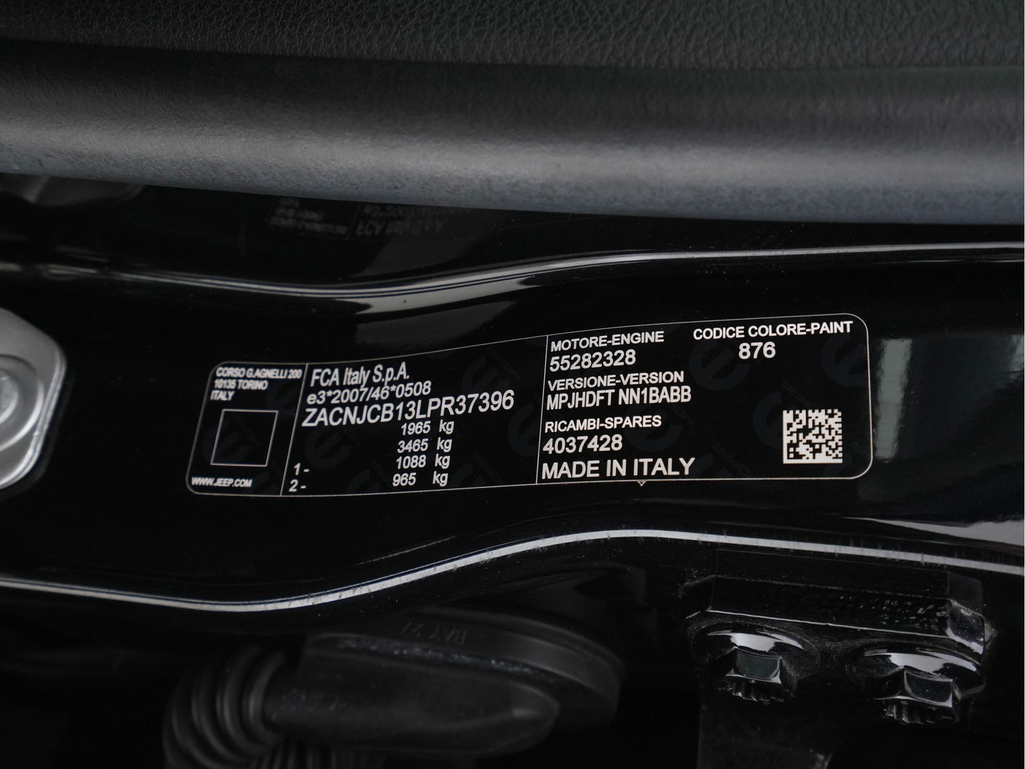 Jeep Compass 1.3T Night-Eagle Aut. *LEATHER-MICROFIBRE | NAVI-FULLMAP | KEYLESS | CAMERA | HEATED-SEATS | COMFORT-SEATS | DAB+ | ECC | LANE-ASSIST | PDC | CRUISE | 19''ALU*