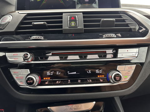 BMW X3 xDrive30i High Executive M-Sport-Pack Aut. *PANO | HEAD-UP | FULL-LEATHER | FULL-LED | DIGI-COCKPIT | ADAPTIVE-CRUISE | TOP-VIEW | KEYLESS | SPORT-SEATS | AMBIENT-LIGHT | NAVI-FULLMAP | 20''ALU | TOWBAR*