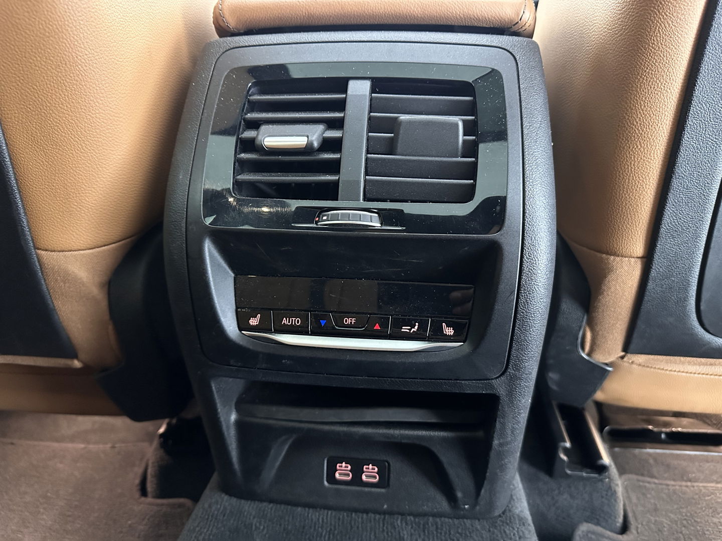 BMW X3 xDrive30i High Executive M-Sport-Pack Aut. *PANO | HEAD-UP | FULL-LEATHER | FULL-LED | DIGI-COCKPIT | ADAPTIVE-CRUISE | TOP-VIEW | KEYLESS | SPORT-SEATS | AMBIENT-LIGHT | NAVI-FULLMAP | 20''ALU | TOWBAR*