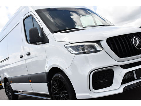 Mercedes-Benz Sprinter 319 V6 3.0 CDI L2H2 AMG Pakket! Camera, Cruise, Carplay, Automaat, LED, 190PK, Multimedia, Stoelverwarming, UNIEK!