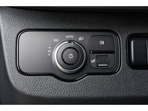Mercedes-Benz Sprinter 319 V6 3.0 CDI L2H2 AMG Pakket! Camera, Cruise, Carplay, Automaat, LED, 190PK, Multimedia, Stoelverwarming, UNIEK!