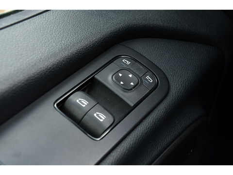 Mercedes-Benz Sprinter 319 V6 3.0 CDI L2H2 AMG Pakket! Camera, Cruise, Carplay, Automaat, LED, 190PK, Multimedia, Stoelverwarming, UNIEK!