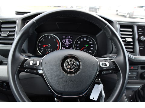 Volkswagen Crafter 35 2.0 TDI L3H3 Highline Adaptieve Cruise, Camera, Carplay, LED, Multimedia, 140PK, Automaat, 2 x Schuifdeur, Stoelverwarming, Uniek!