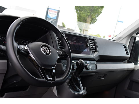 Volkswagen Crafter 35 2.0 TDI L3H3 Highline Adaptieve Cruise, Camera, Carplay, LED, Multimedia, 140PK, Automaat, 2 x Schuifdeur, Stoelverwarming, Uniek!