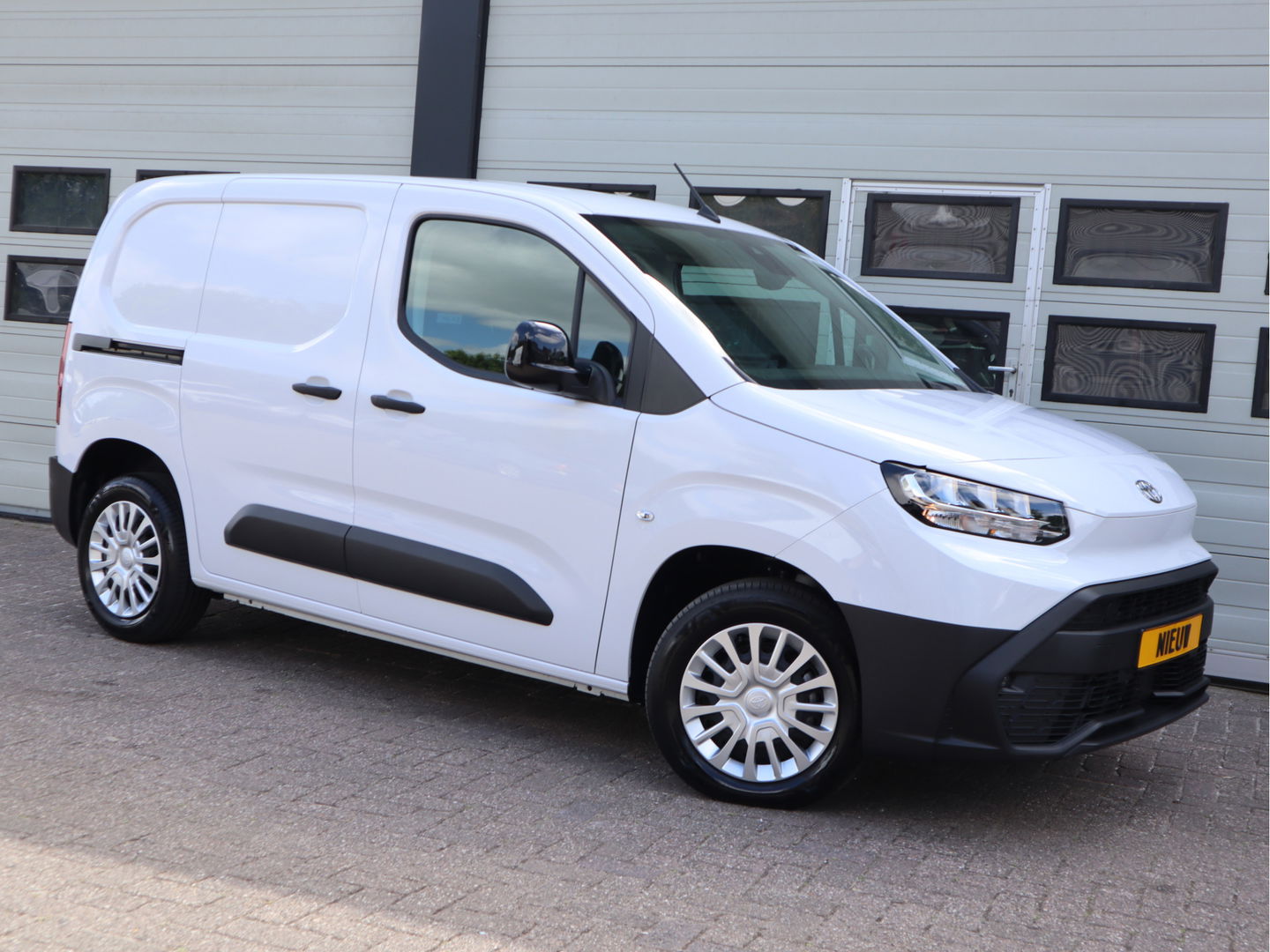 Toyota PROACE CITY 1.5D 75 kw 102 pk Euro 6 - Apple Carplay - 3 Zits