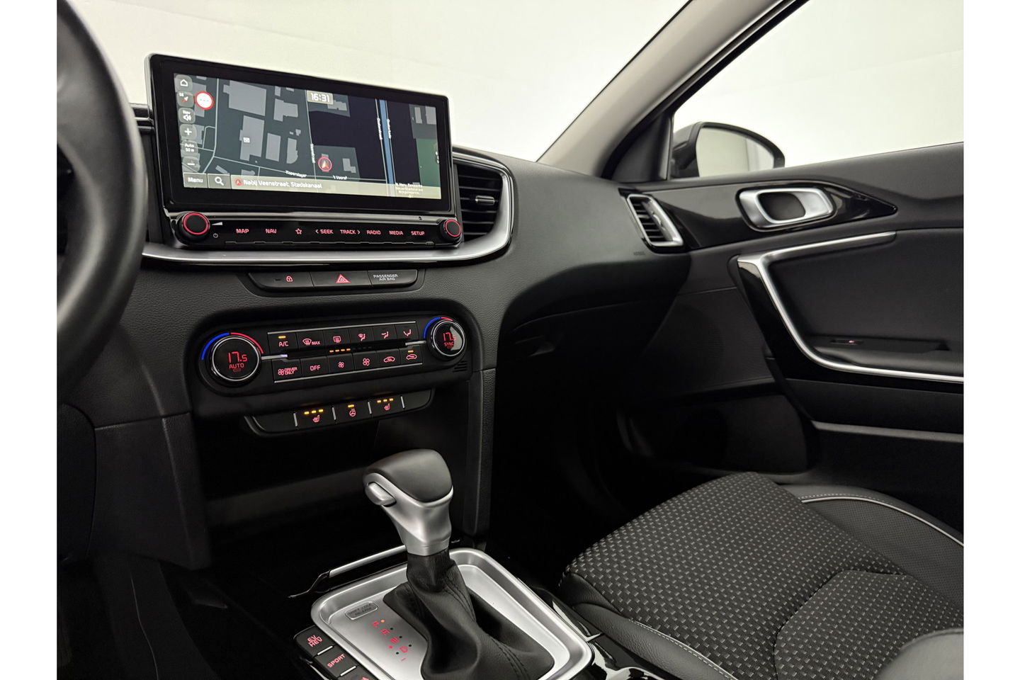 Kia Xceed 1.6 GDi PHEV ExecutiveLine 165PK Camera Carplay LED Cruise Clima Navi 16"LMV PDC