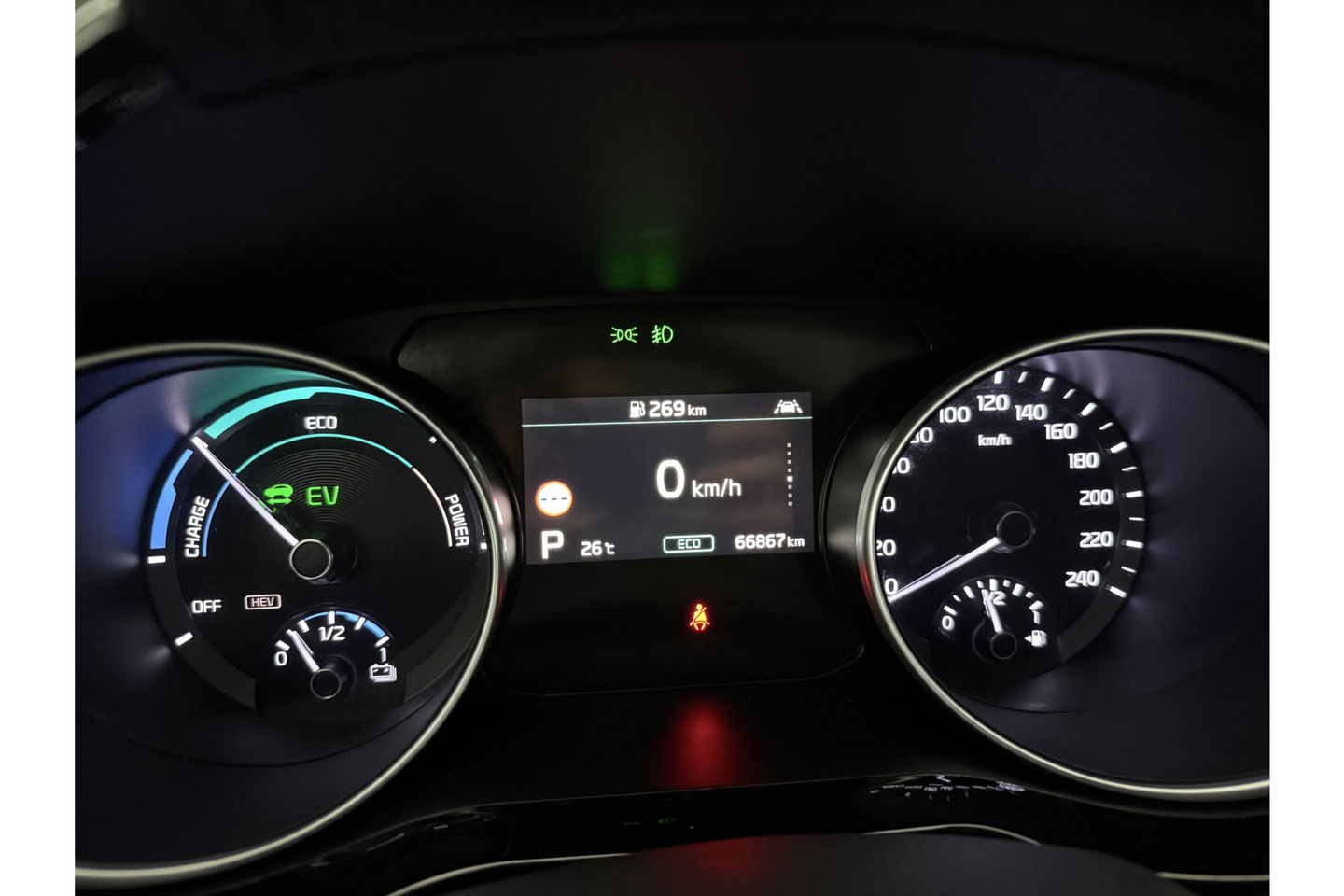 Kia Xceed 1.6 GDi PHEV ExecutiveLine 165PK Camera Carplay LED Cruise Clima Navi 16"LMV PDC