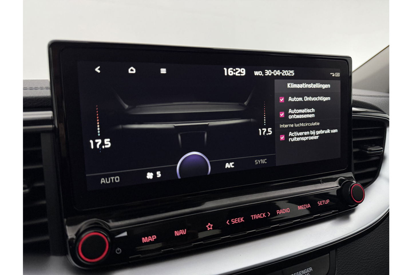 Kia Xceed 1.6 GDi PHEV ExecutiveLine 165PK Camera Carplay LED Cruise Clima Navi 16"LMV PDC