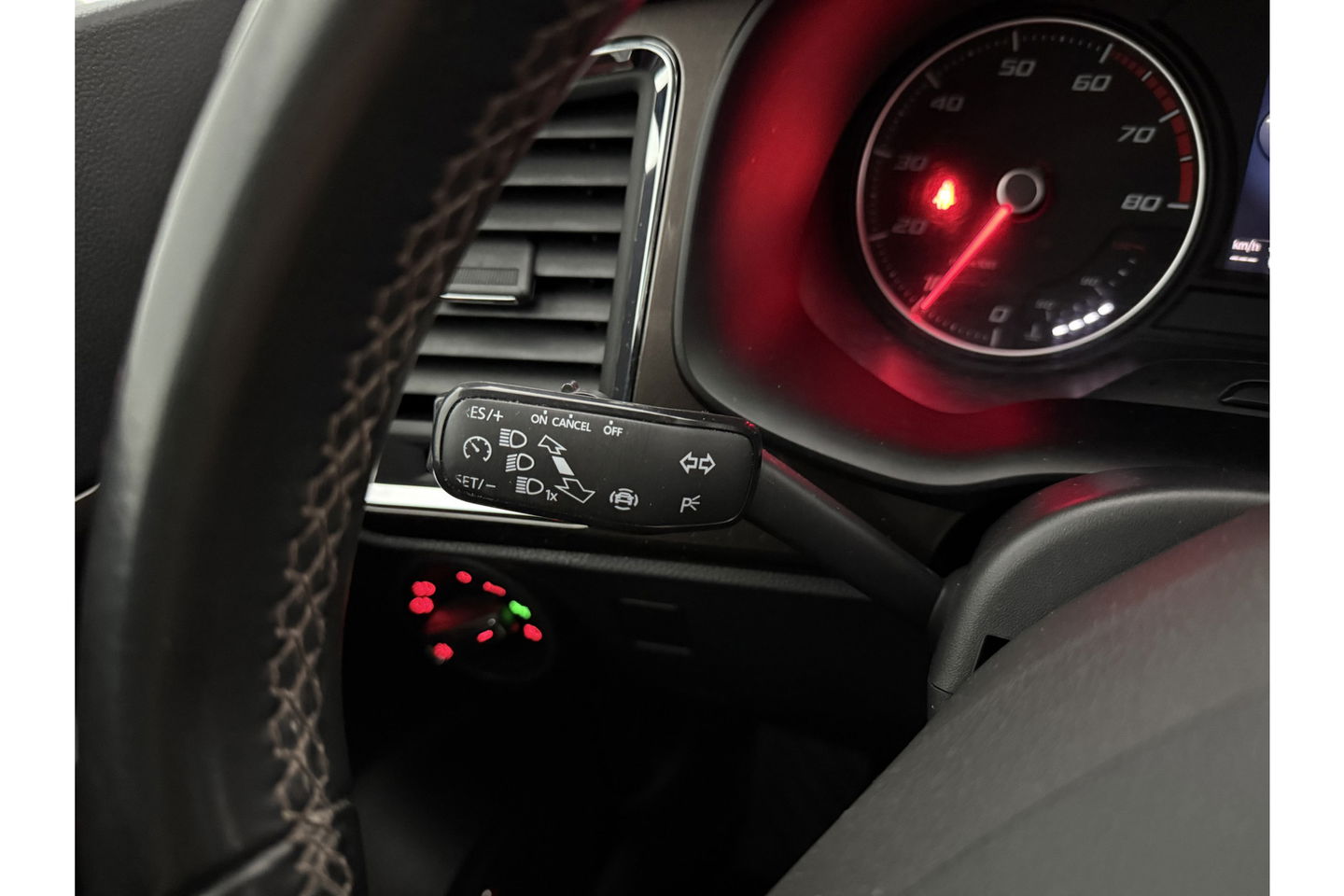 SEAT Ateca 1.5 TSI Xcellence 150PK DSG 360 Camera Sfeer Beats Audio Carplay LED Trekhaak Navi Clima Cruise 18"LMV PDC
