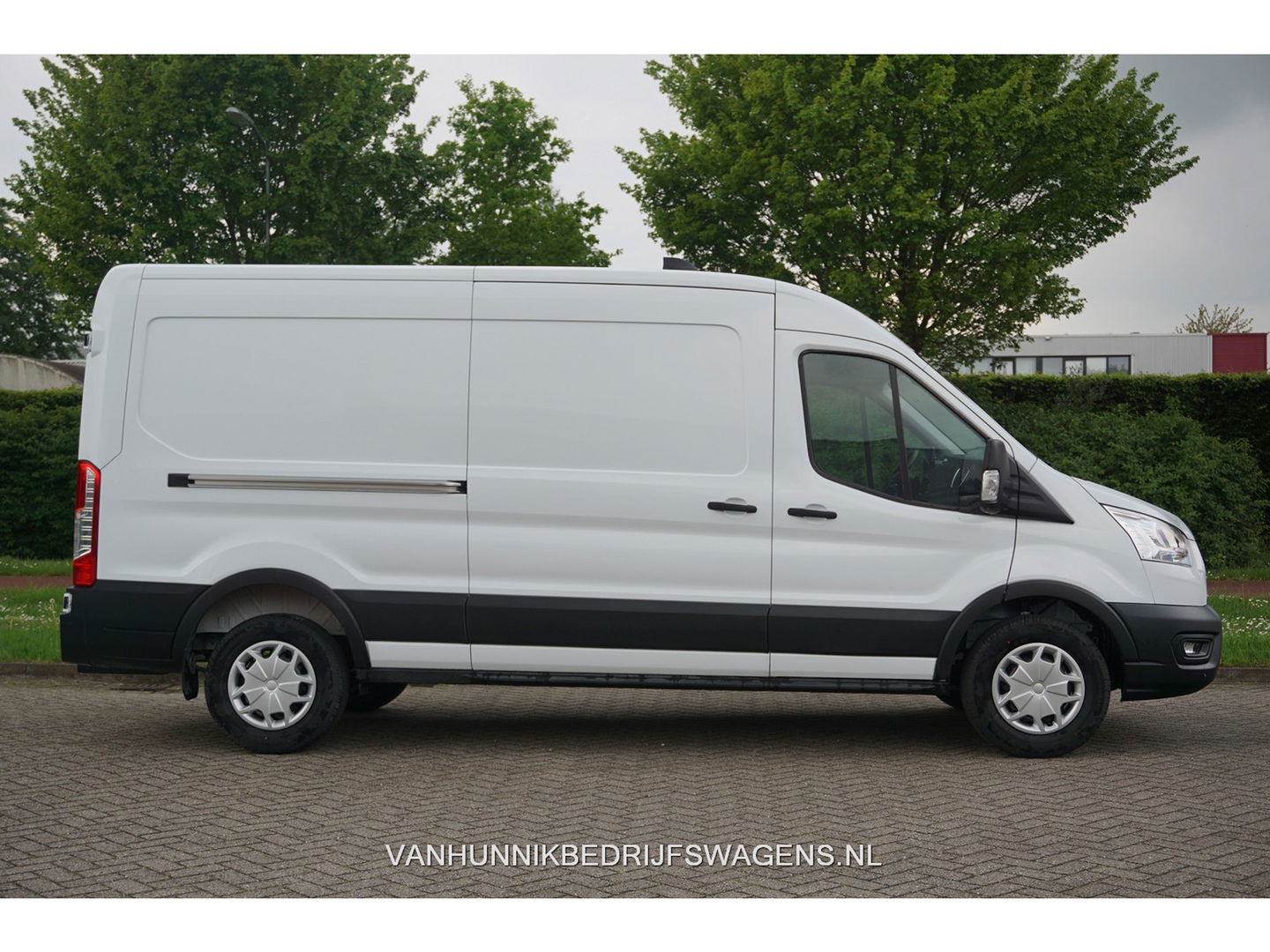 Ford Transit 350L 130PK L3H2 Trend LDT BPM VRIJ!! 12" Sync Apple CP/Android A, Camera, Trekhaak!! NR. W04*