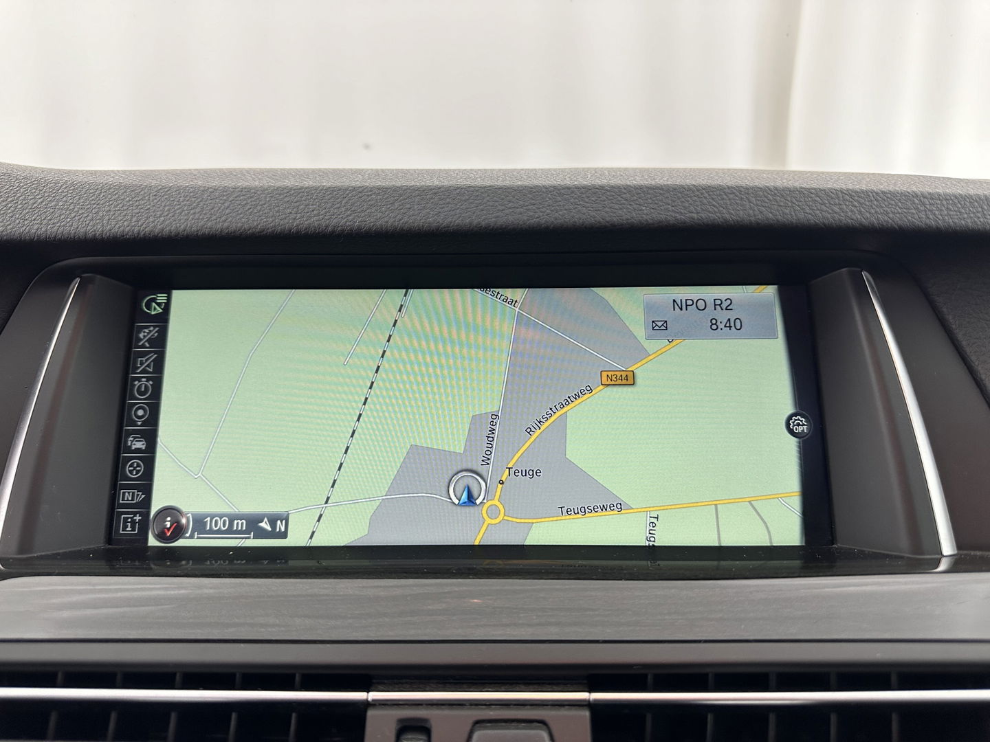 BMW 5 Serie Touring 530d High Executive Luxury-Line Aut. *PANO | LUXURY-LEATHER | HEAD-UP | BI-XENON | MEMORY-PACK | HIFI-SOUND | HEATED-COMFORT-SEATS | NAVI-FULLMAP | CRUISE | TOWBAR | SHIFT-PADDLES | LANE-ASSIST | ECC | PDC | 18''ALU*