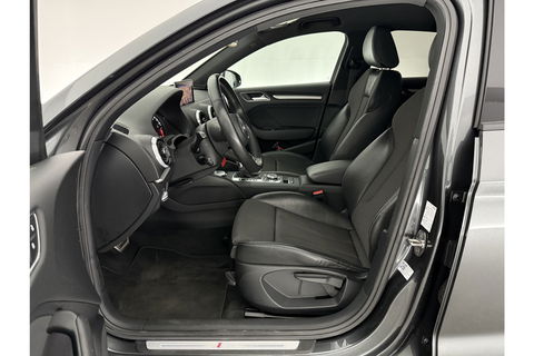 Audi A3 Limousine 30 TFSI S-line Automaat LED Clima Cruise Navigatie Parkeersensoren 18"LMV