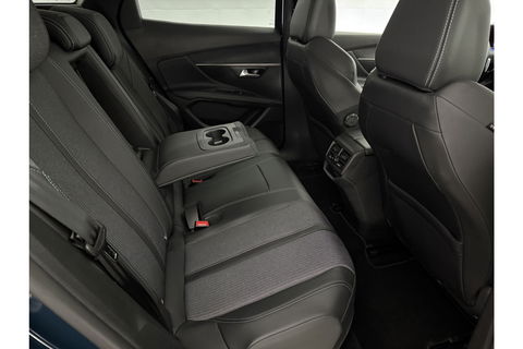 Peugeot 3008 1.6 HYbrid 222PK Allure 360Camera Carplay Virtual LED Trekhaak Clima Cruise Navi PDC 18''LMV