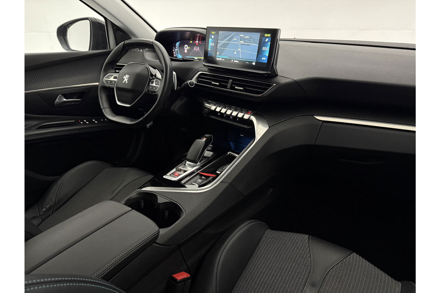 Peugeot 3008 1.6 HYbrid 222PK Allure 360Camera Carplay Virtual LED Trekhaak Clima Cruise Navi PDC 18''LMV