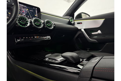 Mercedes-Benz CLA-Klasse 250 e AMG 235PK Hybride Sfeerverl. LED Virtual Trekhaak Camera Cruise Navi 18"LMV PDC