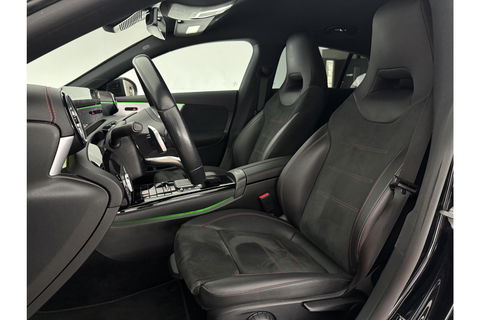 Mercedes-Benz CLA-Klasse 250 e AMG 235PK Hybride Sfeerverl. LED Virtual Trekhaak Camera Cruise Navi 18"LMV PDC