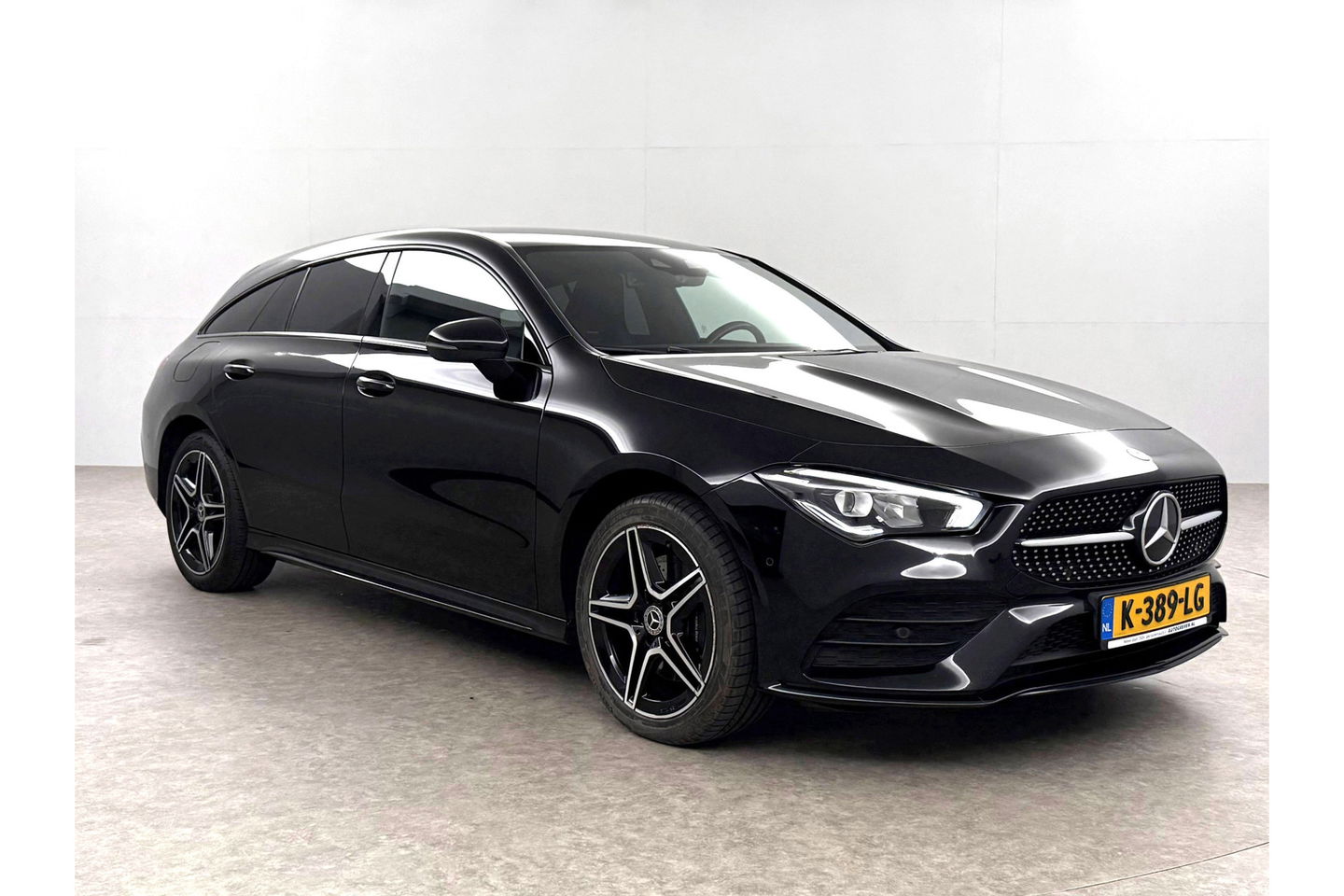 Mercedes-Benz CLA-Klasse 250 e AMG 235PK Hybride Sfeerverl. LED Virtual Trekhaak Camera Cruise Navi 18"LMV PDC
