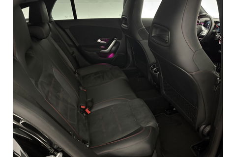 Mercedes-Benz CLA-Klasse 250 e AMG 235PK Hybride Sfeerverl. LED Virtual Trekhaak Camera Cruise Navi 18"LMV PDC