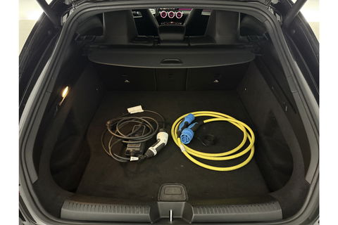 Mercedes-Benz CLA-Klasse 250 e AMG 235PK Hybride Sfeerverl. LED Virtual Trekhaak Camera Cruise Navi 18"LMV PDC