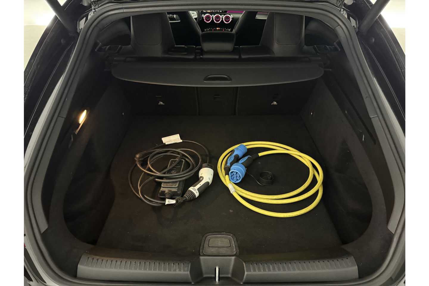 Mercedes-Benz CLA-Klasse 250 e AMG 235PK Hybride Sfeerverl. LED Virtual Trekhaak Camera Cruise Navi 18"LMV PDC