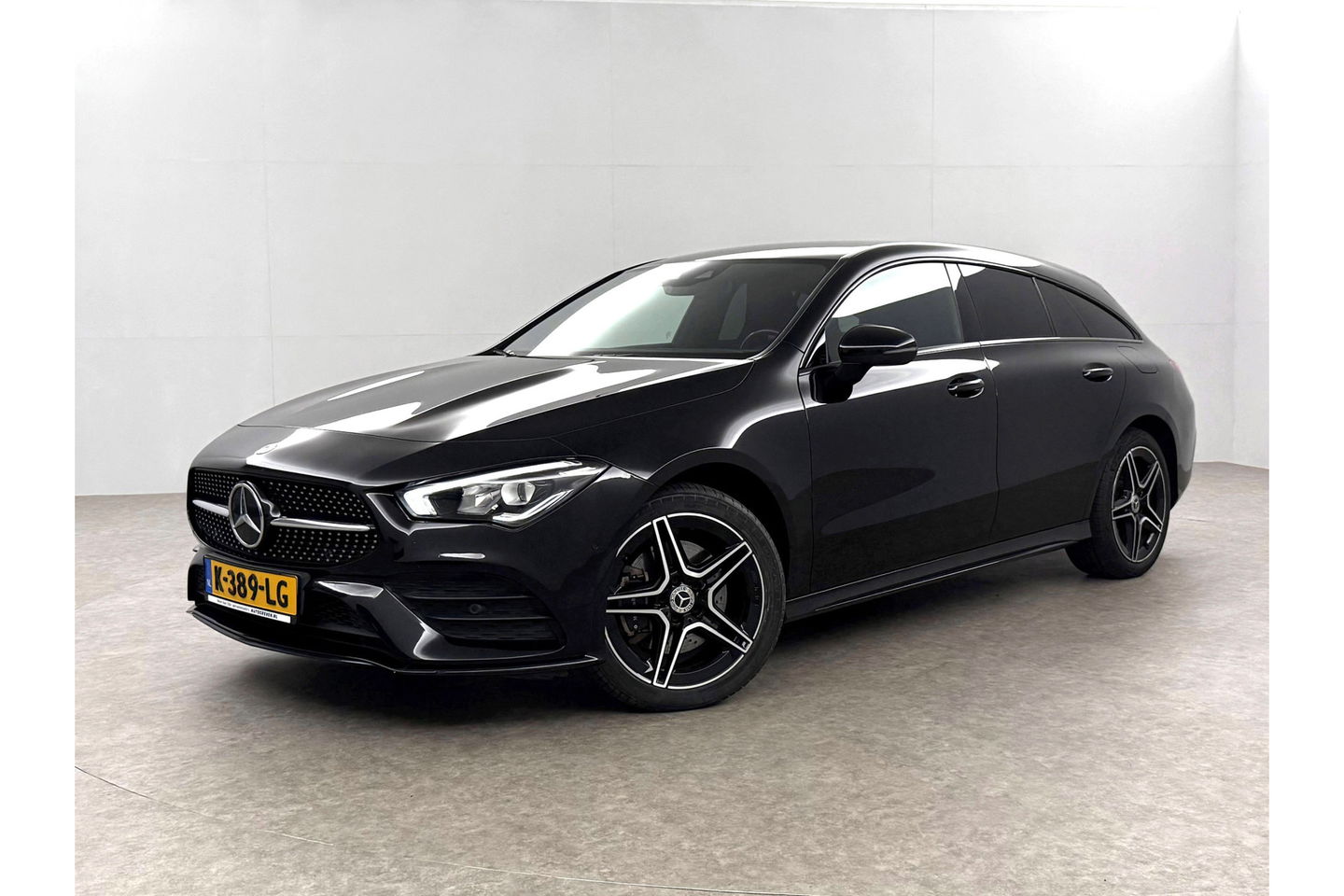 Mercedes-Benz CLA-Klasse 250 e AMG 235PK Hybride Sfeerverl. LED Virtual Trekhaak Camera Cruise Navi 18"LMV PDC