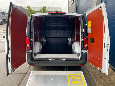 Mercedes-Benz Vito 114 CDI Lang LAADKLEP / AIRCO / CRUISE CONTROLE / NAVI / AUTOMAAT