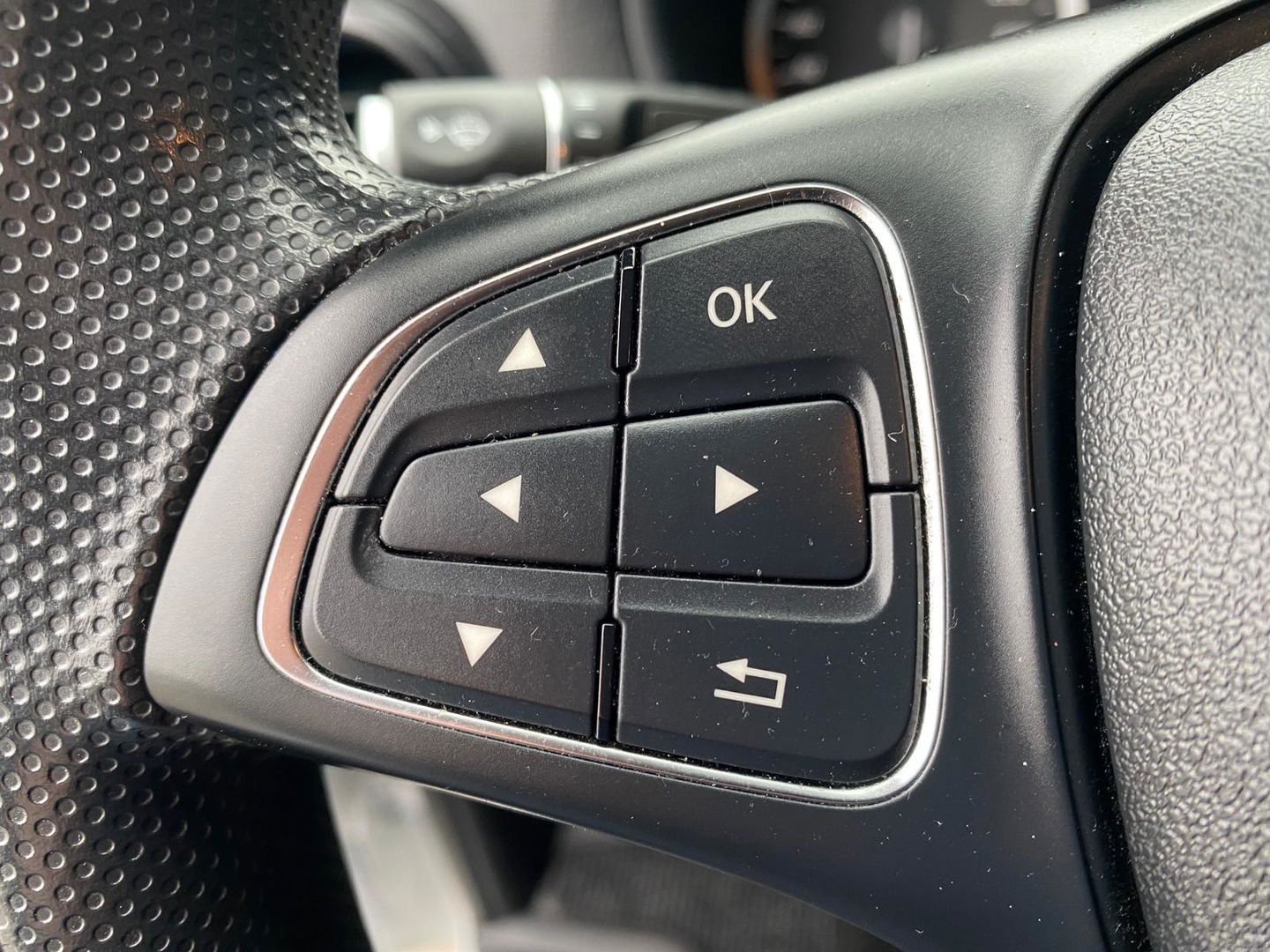 Mercedes-Benz Vito 114 CDI Lang LAADKLEP / AIRCO / CRUISE CONTROLE / NAVI / AUTOMAAT